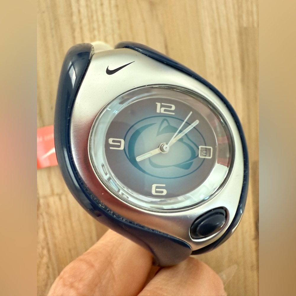 Rare Nike Triax Penn state university blue silver tone sport watch NEW BATTERY